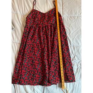 SHEIN red and‎ black floral summer mini zip up dress size M 6